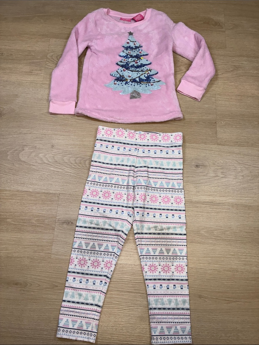 Isaac Mizrahi Pink Fleece Holiday Tree Fuzzy Top & Leggings Set